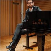 Diplomato in pianoforte al Conservatorio  G.Verdi  di Milano, impartisco lezioni private personalizzate in base sulle tue esigenze